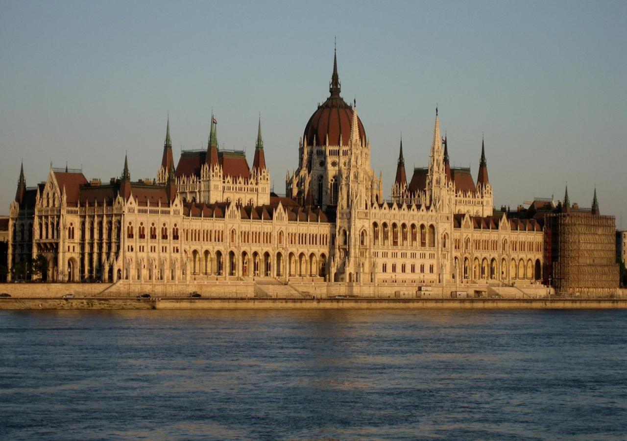 Casalara-cozy Nest Near Buda Castle * Budapesta